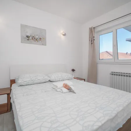 Gabriella Apartament *