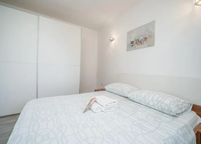 Gabriella Apartament *